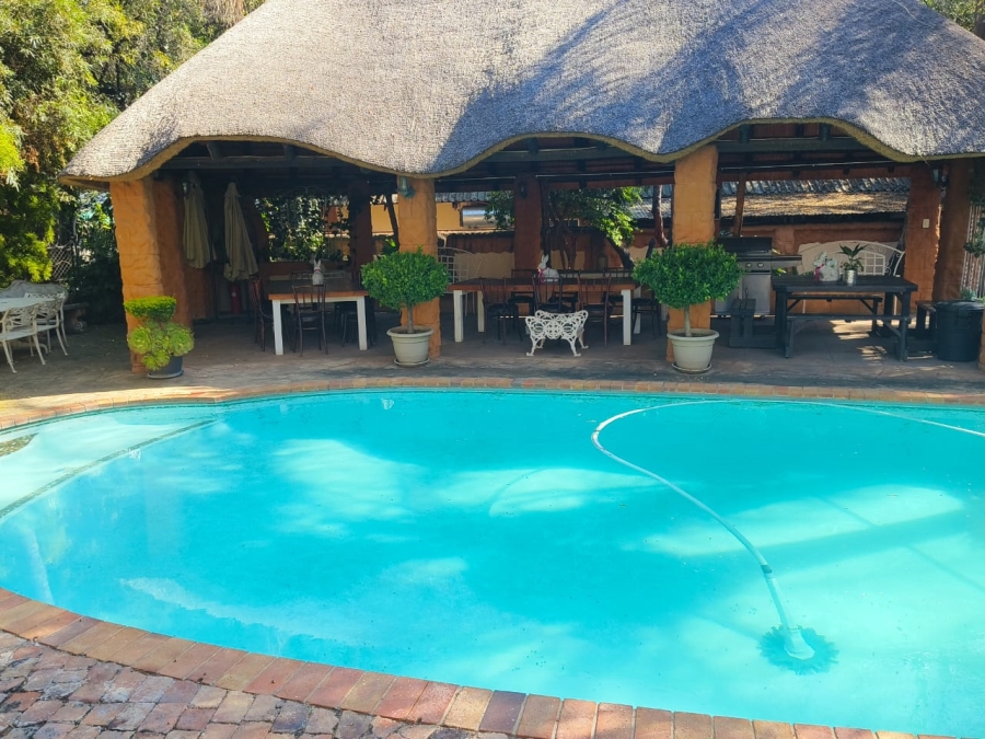 Commercial Property for Sale in Hartbeesfontein North West